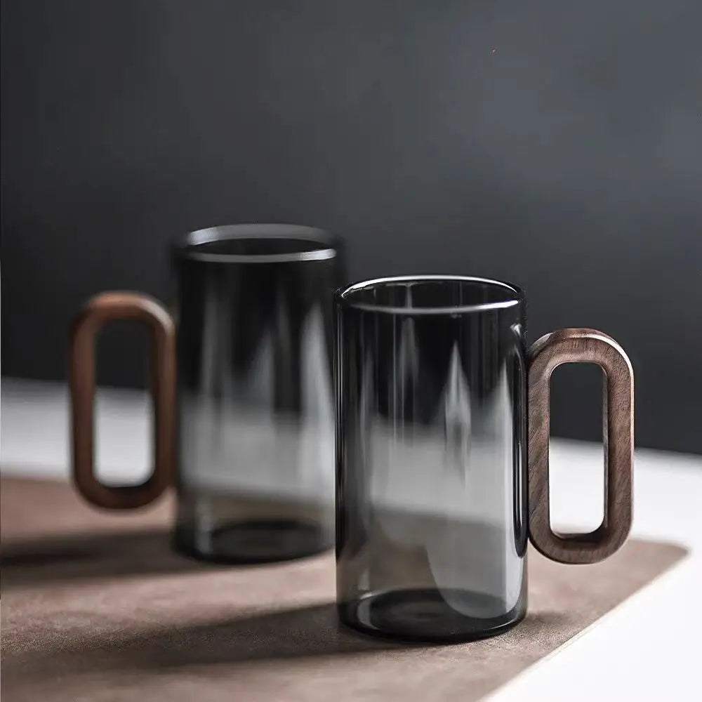 Borosilicate glass with wooden handle