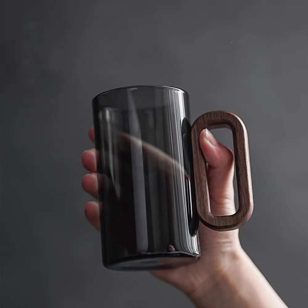 Borosilicate glass with wooden handle