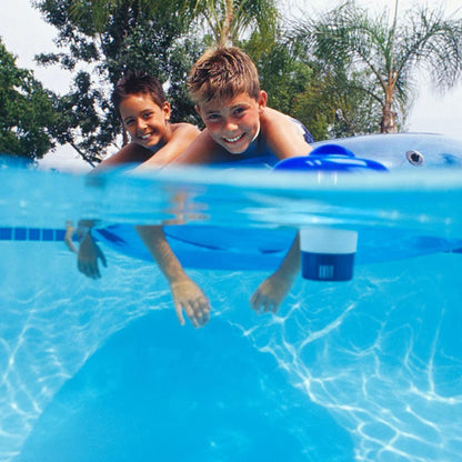 Quick-cleaning tablets for your pool