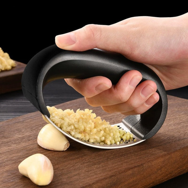 MagicPress™ | Forget the smelly garlic fingers!