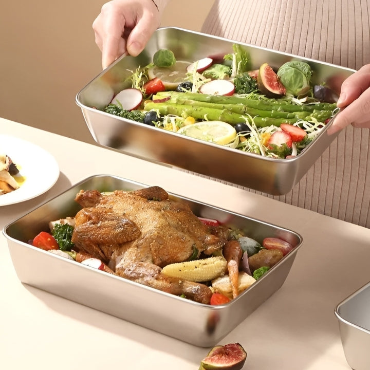 Microwave-safe storage trays with lids