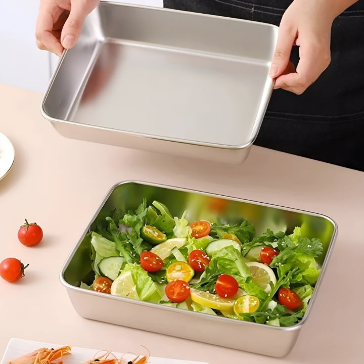 Microwave-safe storage trays with lids