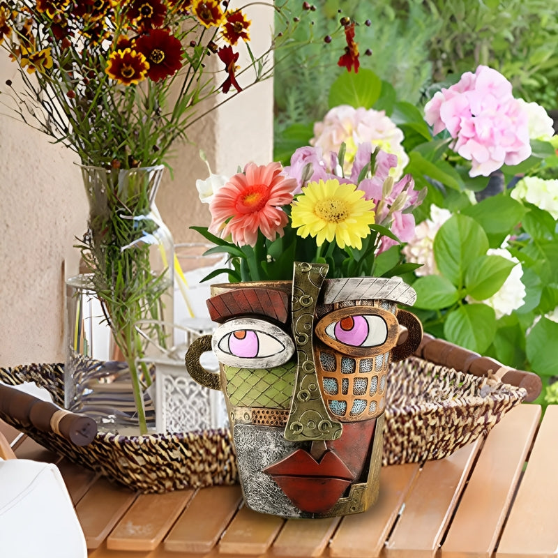 Design flower pot with character: face motif made of high-quality synthetic resin